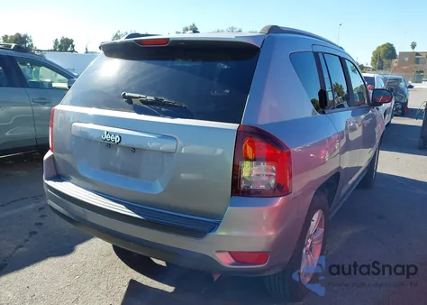 2016 Jeep Compass Sport z USA, uszkodzony, nr VIN 1C4NJCBA7GD715662